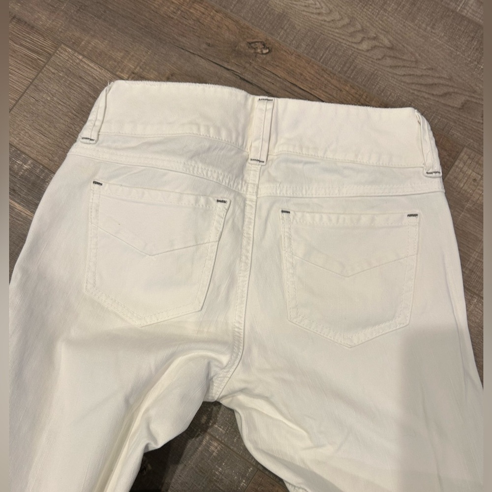 CAbi jeans size 2, white denim - Picture 8 of 8